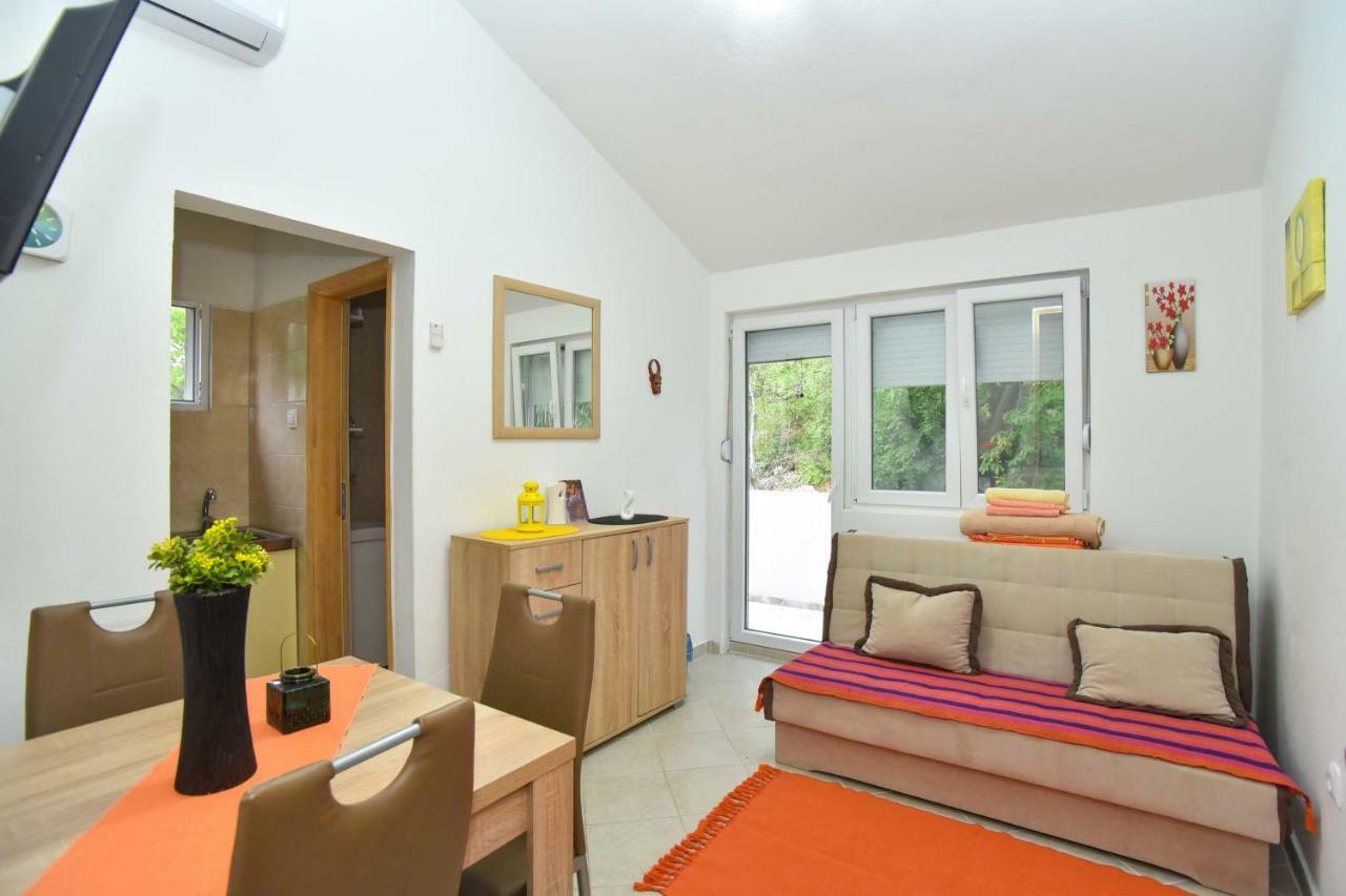 Vila Lucice Petrovac Exterior photo